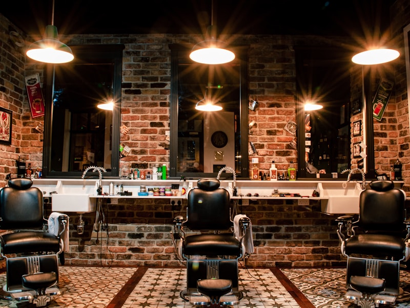 PELUQUERIA / BARBERIA