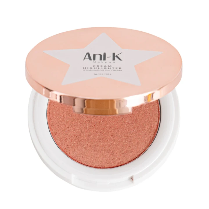 ANIK ILUMINADOR EN CREMA 04