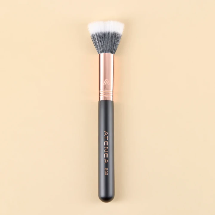 ATENEA BROCHA BASE NEGRA E05