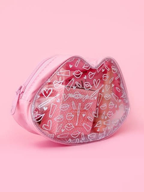 GIRLY COSMETIQUERA  BESO