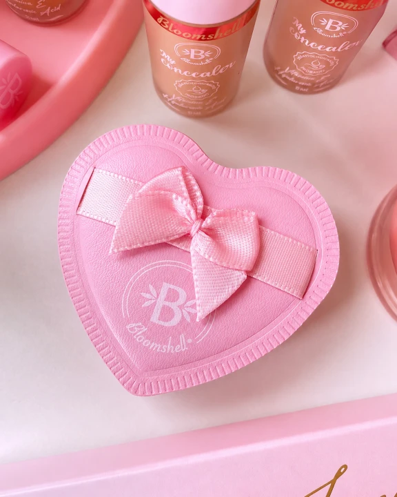 BLOOMSHELL  LOVE PUFF BORLA