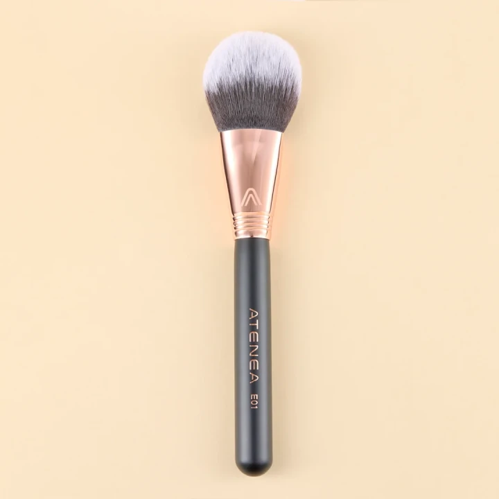 ATENEA BROCHA POLVO GRANDE - BLACK GOLD E01